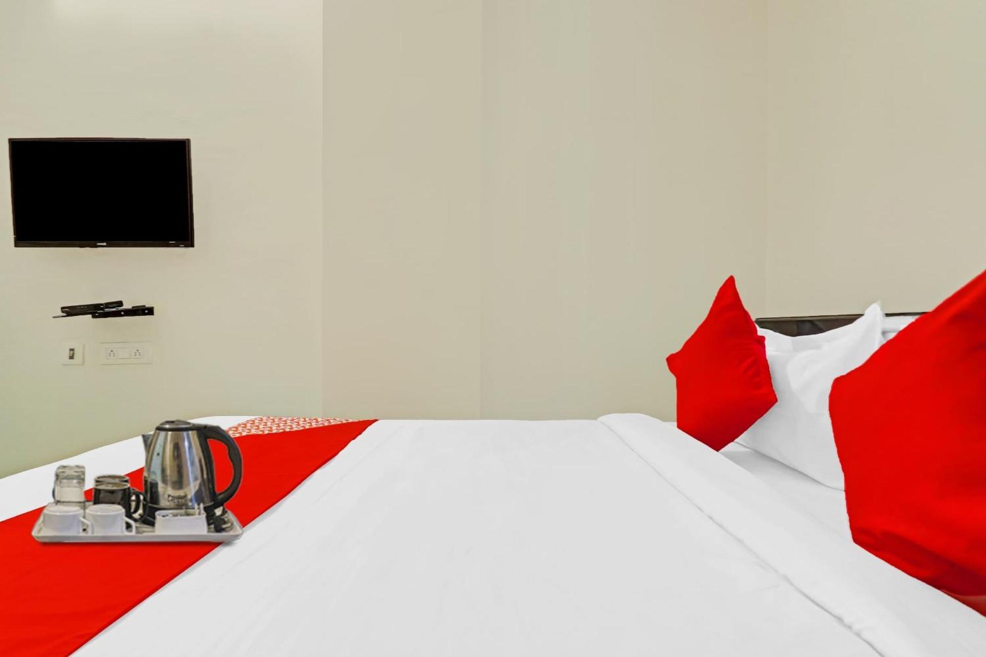 Oyo Happy Stay Hotels Haidarábád Kültér fotó